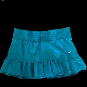 Nike tennis / golf skirt size XS - deep aqua blue
